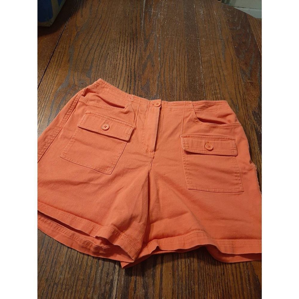 Size 8 Orange Larry Levine Stretch Mid Rise Shorts with Pockets